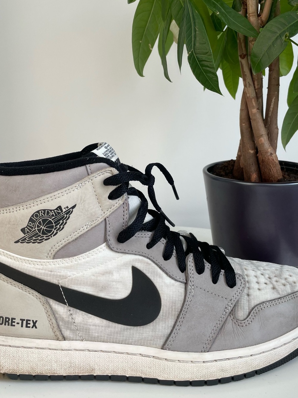 Men Size 12 Jordan 1 Retro High Element Gore-Tex Light Bone Shoes